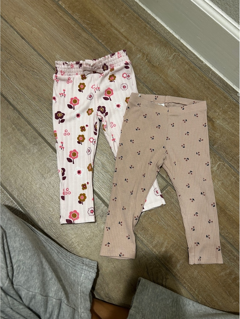 18M Bundle of two pink leggings